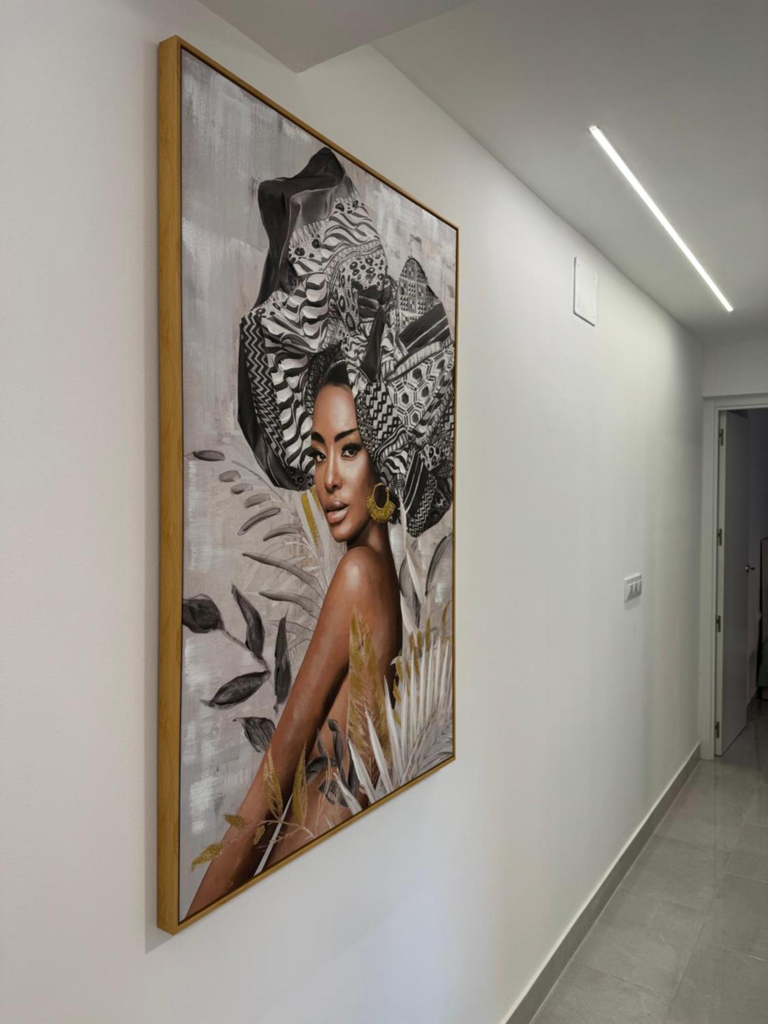 Africa En Centro Moderno Con Balcon