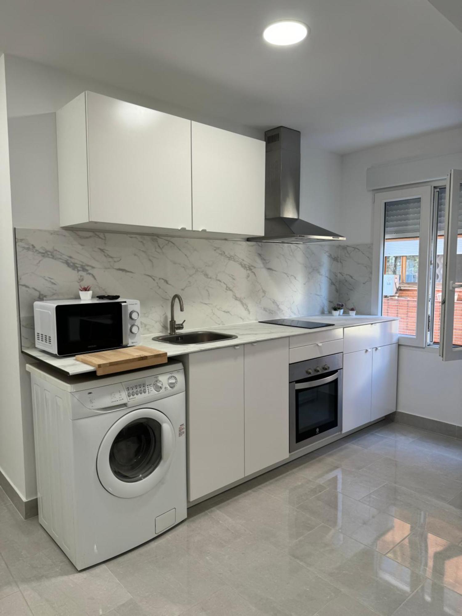 Africa En Centro Moderno Con Balcon Appartement *