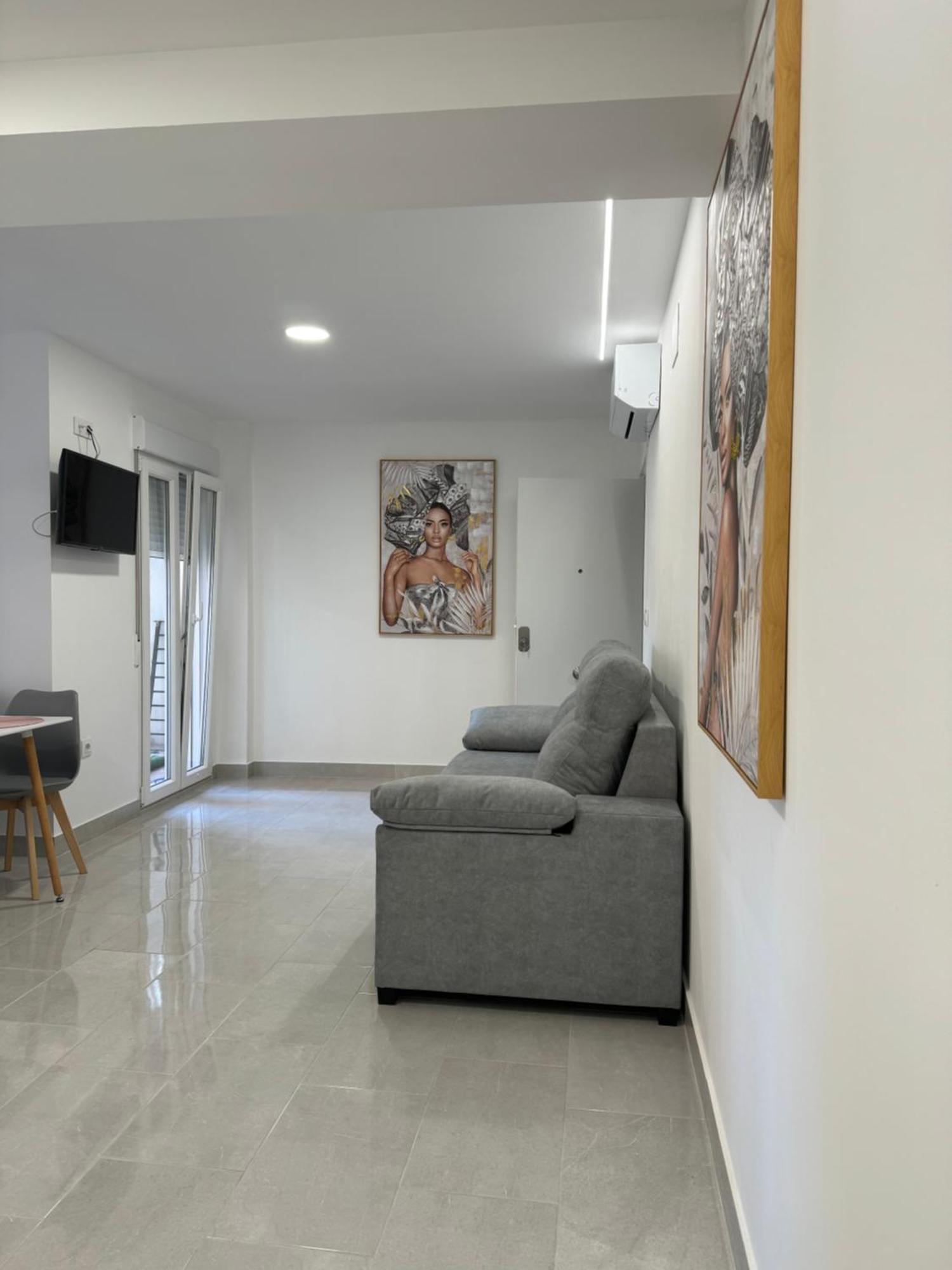 Appartement Africa En Centro Moderno Con Balcon Almansa