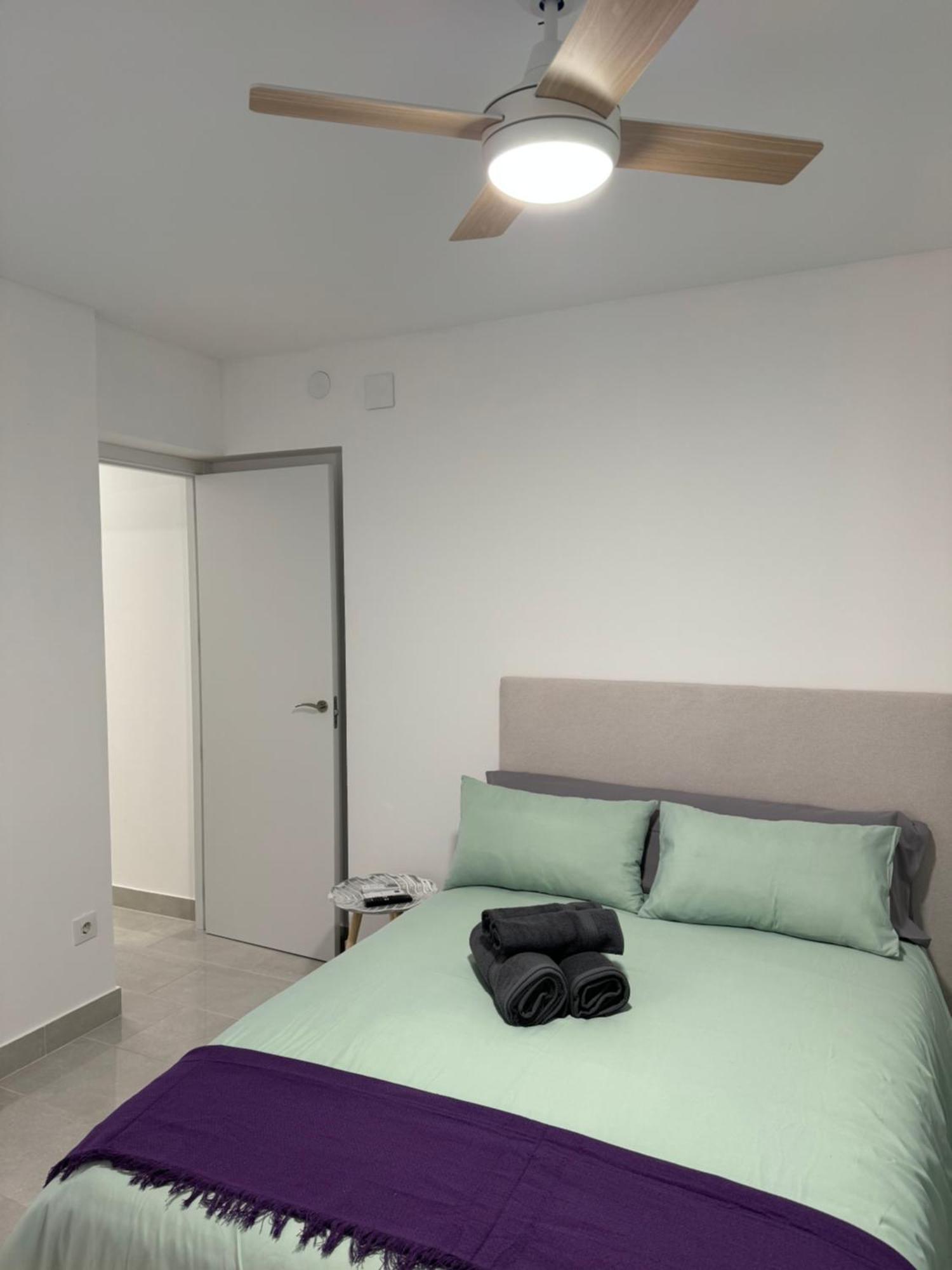 Africa En Centro Moderno Con Balcon Appartement Almansa
